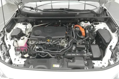Car image 26
