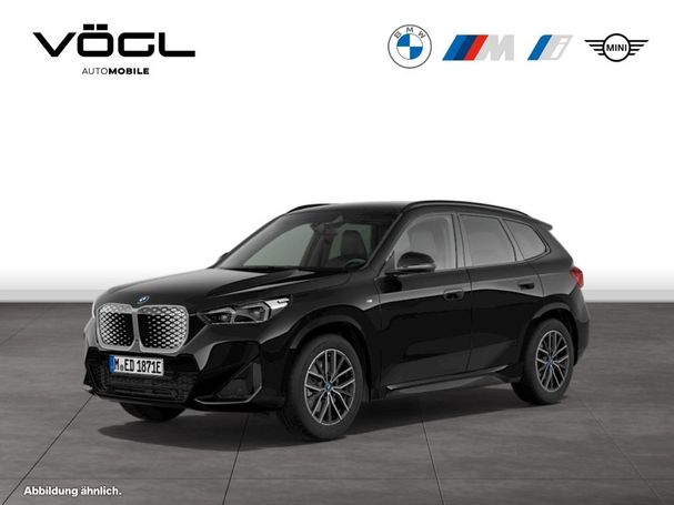 BMW iX1 eDrive20 M Sport 150 kW image number 1