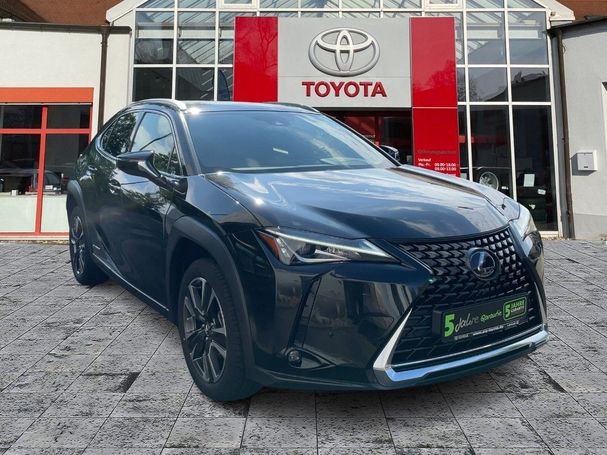 Lexus UX 250h 131 kW image number 3