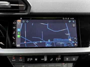 Car image 33