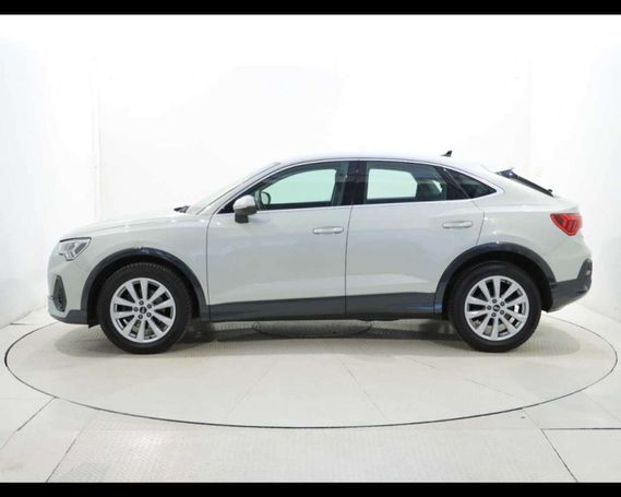 Audi Q3 35 TDI S tronic Business 110 kW image number 5