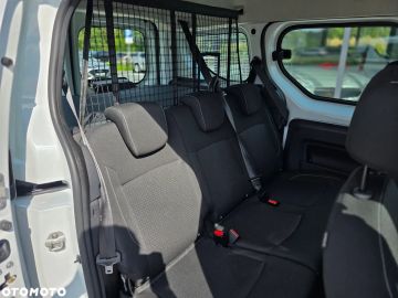 Car image 33