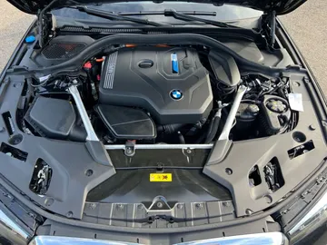 Car image 39