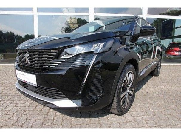 Peugeot 5008 130 Allure 96 kW image number 2