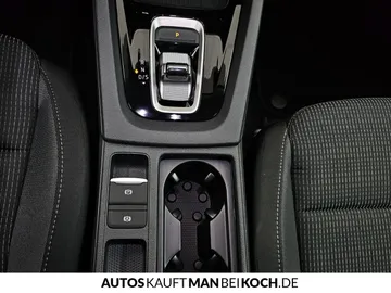 Car image 33