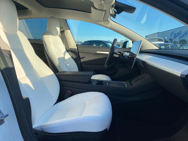 Tesla Model 3 Long Range 211 kW image number 8