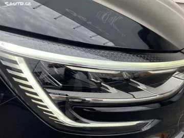 Car image 28