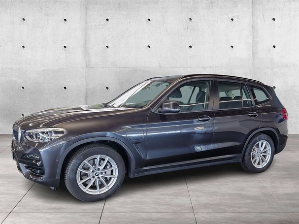 BMW X3 xDrive30e Advantage 215 kW image number 5