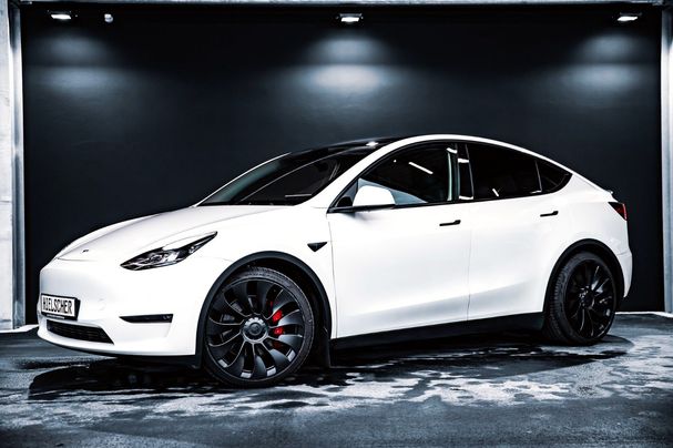 Tesla Model Y Performance AWD 393 kW image number 23