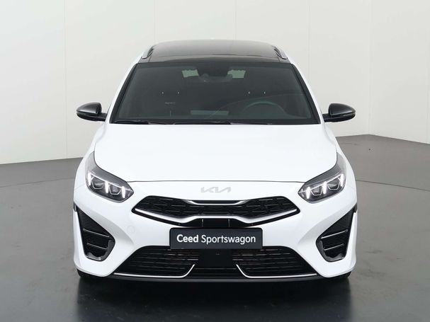 Kia Ceed Sportswagon 1.5 T-GDI GT Line 118 kW image number 2