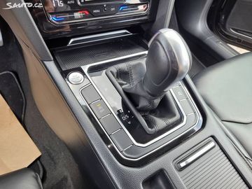 Car image 33