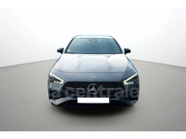 Mercedes-Benz CLA 200 Shooting Brake 7G-DCT Line 120 kW image number 3