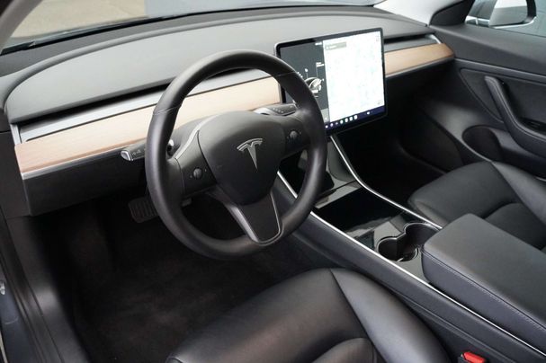 Tesla Model 3 Standard Range 208 kW image number 8