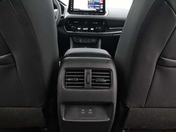 Car image 37