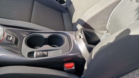 Car image 31