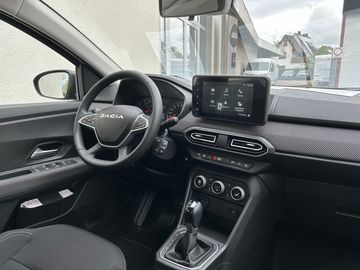 Car image 9