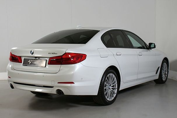 BMW 530i Sport Line 185 kW image number 4