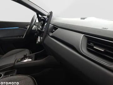 Car image 36
