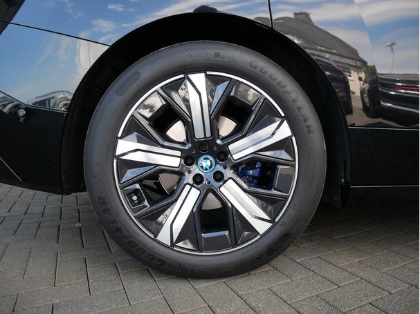 BMW iX xDrive M Sport 385 kW image number 22