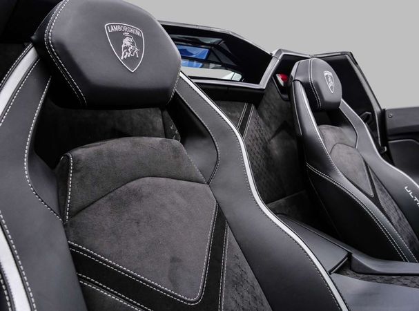 Lamborghini Aventador 574 kW image number 11