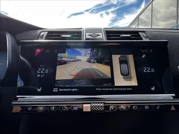 Car image 25
