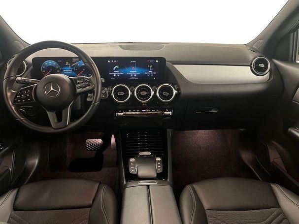 Mercedes-Benz GLA 180 d 85 kW image number 9