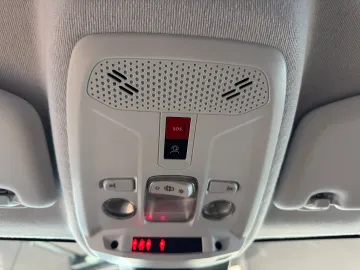 Car image 39