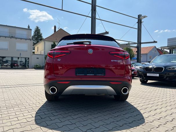 Alfa Romeo Stelvio 2.2 Q4 Super 140 kW image number 4