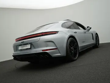 Car image 46