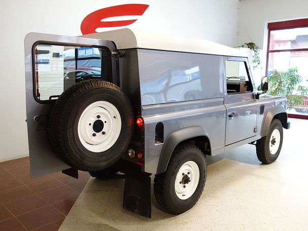 Land Rover Defender 90 2.2 90 kW image number 11