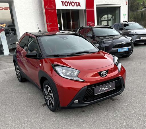 Toyota Aygo X 1.0 VVT-i 53 kW image number 2