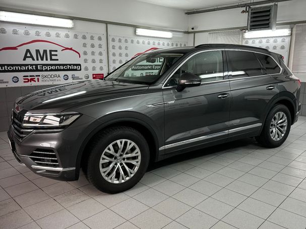 Volkswagen Touareg 3.0 TDI 4Motion 210 kW image number 9