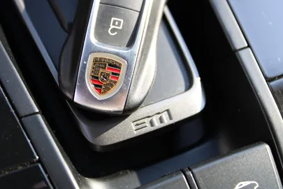 Car image 42