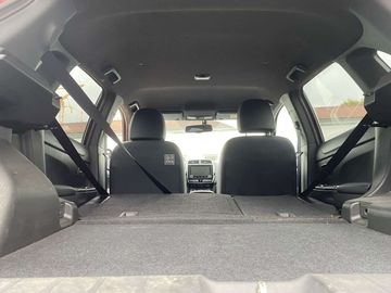 Car image 37