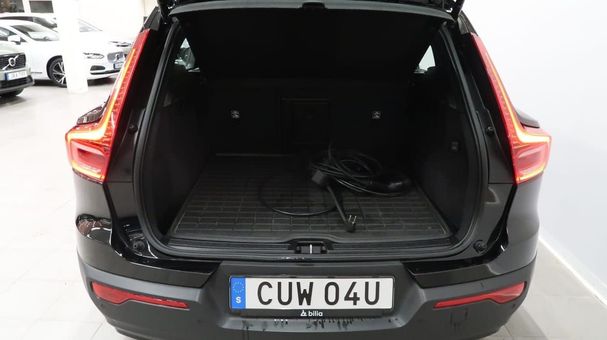 Volvo XC40 R Recharge T4 Design 157 kW image number 4