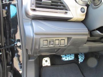 Car image 29