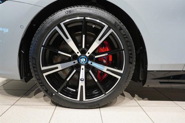 BMW i5 eDrive40 M Sport Pro 250 kW image number 12