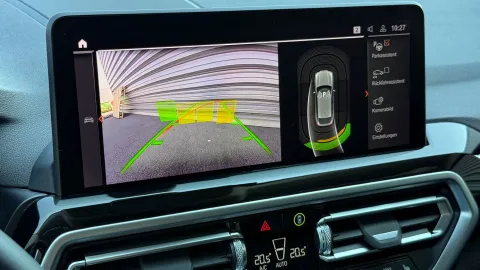 Car image 36