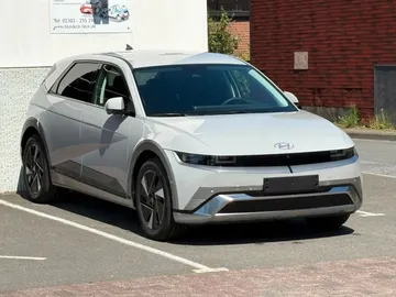 Car image 2