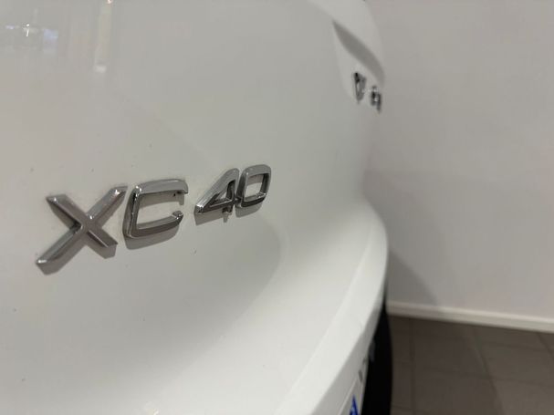 Volvo XC40 D3 Momentum 111 kW image number 10