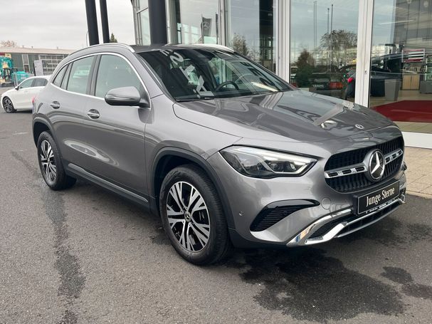 Mercedes-Benz GLA 180 100 kW image number 8