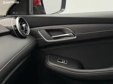Car image 43