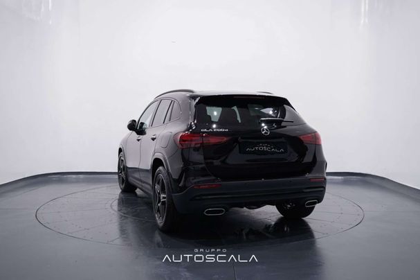 Mercedes-Benz GLA 200 d 110 kW image number 3