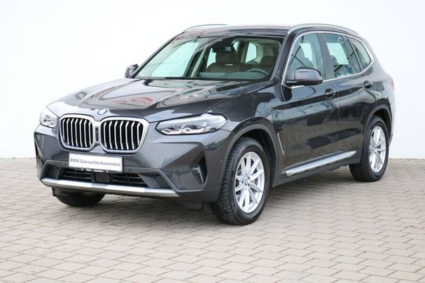 BMW X3 xDrive30e 215 kW image number 1