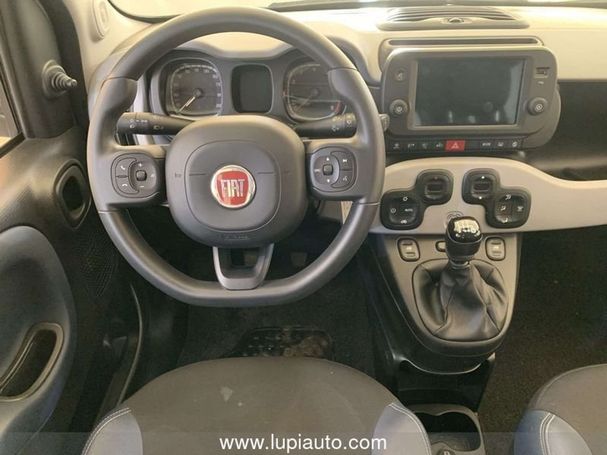 Fiat Panda Cross 1.0 Hybrid City 51 kW image number 14