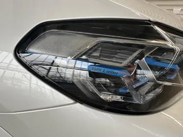 Car image 42
