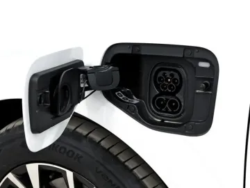 Car image 36