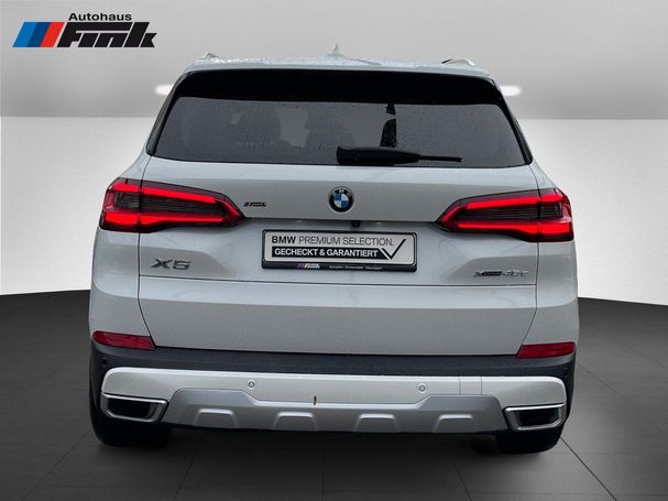 BMW X5 45e xDrive 290 kW image number 3