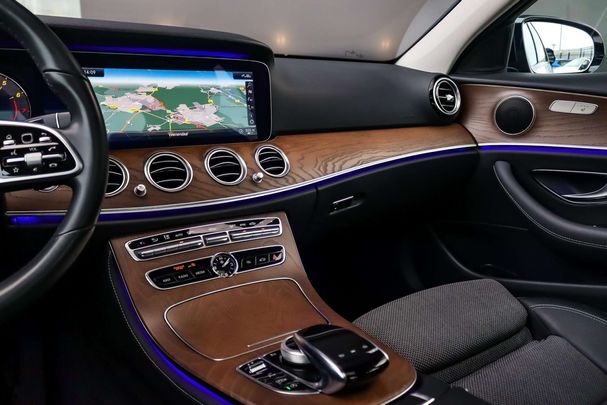 Mercedes-Benz E 300 190 kW image number 9