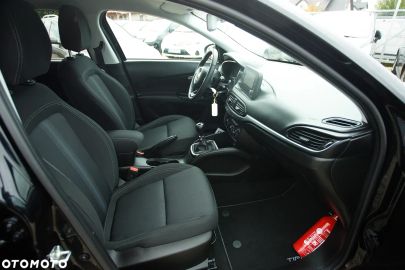 Car image 31